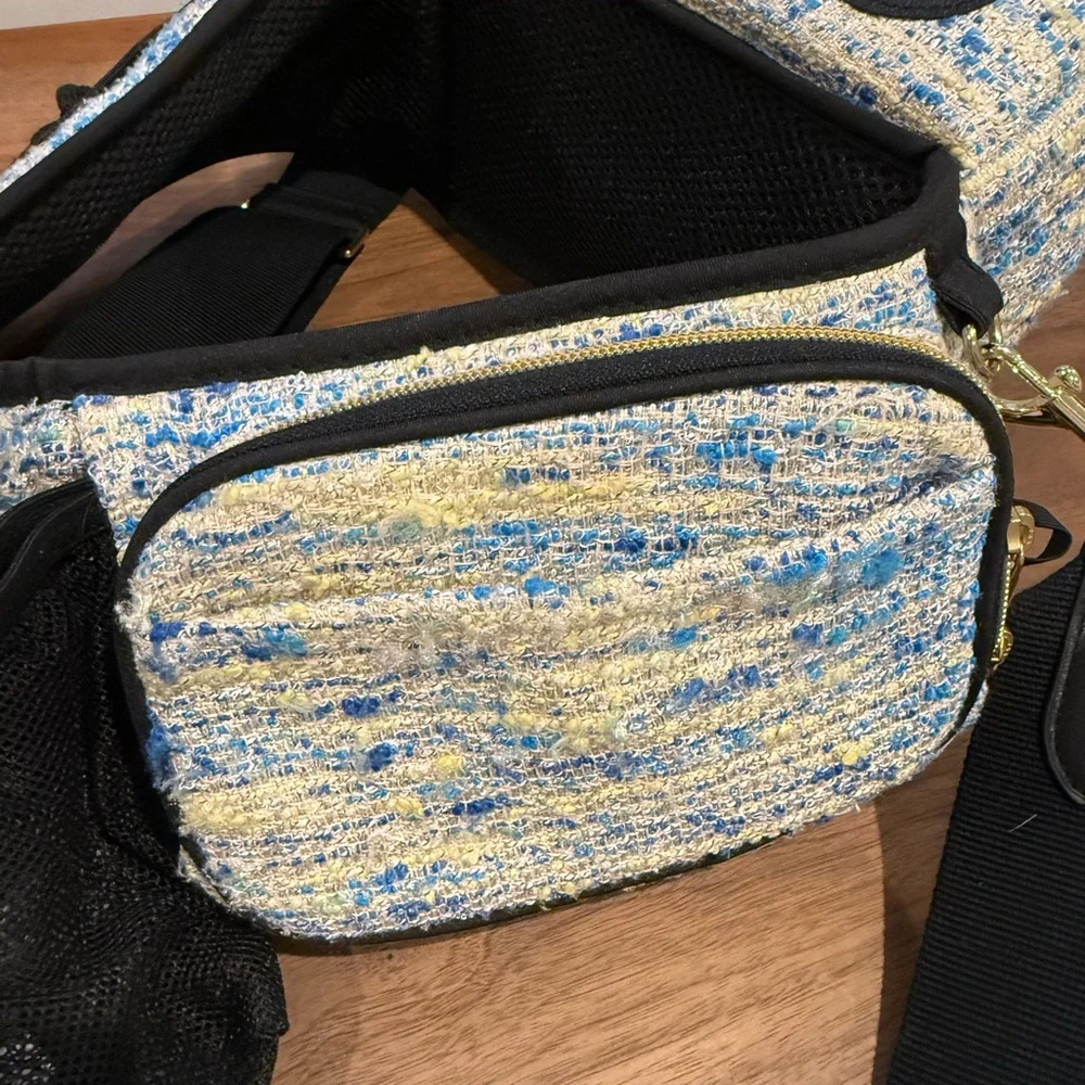 Tush Baby hip carrier with crossbody strap - blue and yellow metallic tweed - Picture 7 of 8